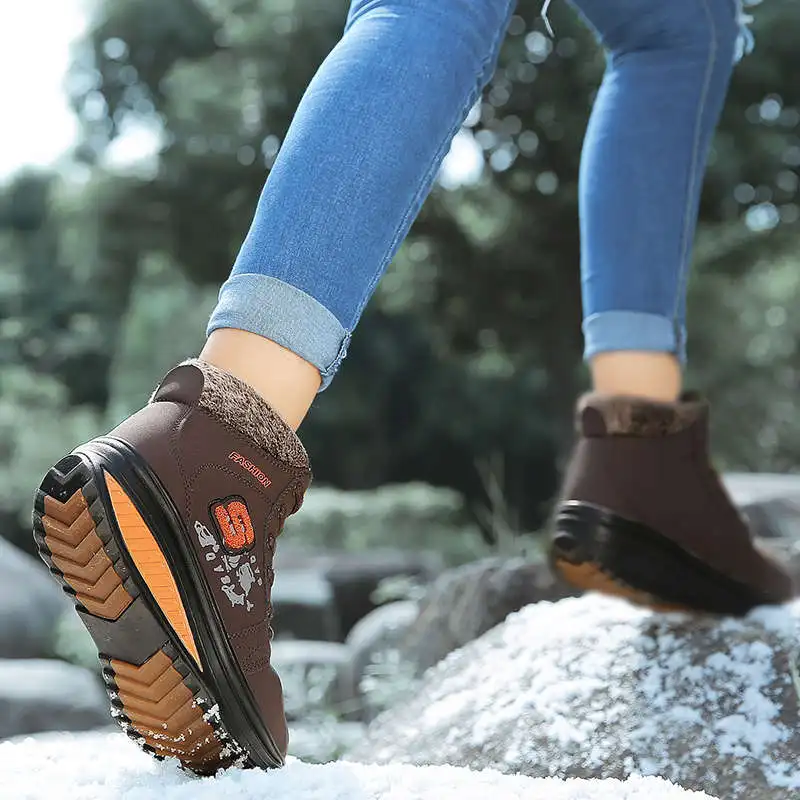 

Женская спортивная обувь на вулканизированной подошве, Размеры 35-47