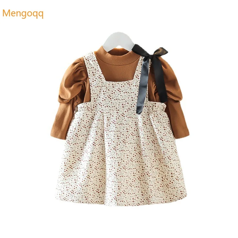 

Однотонная рубашка с рукавами-фонариками и бантом, на бретелях