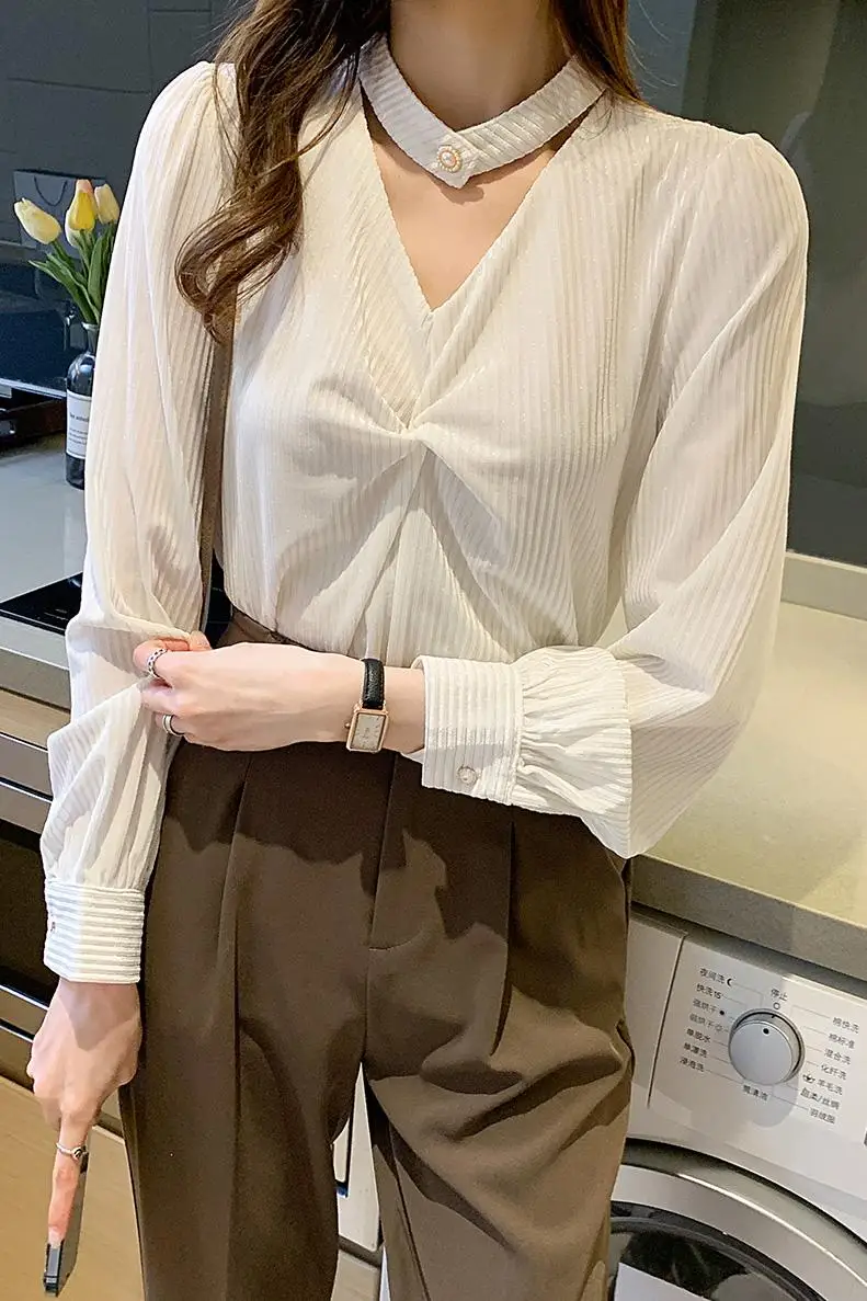 

2021 spring and summer new style Korean casual fashion temperament wild gold velvet shirt women