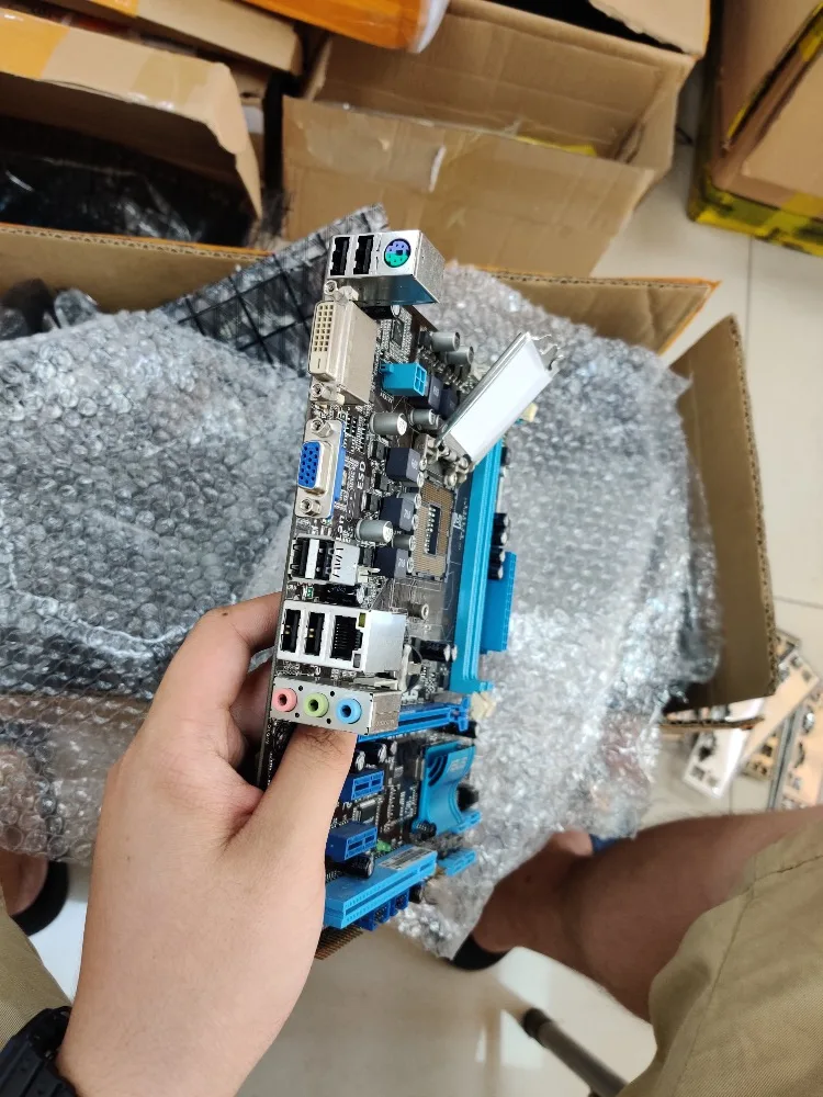 Б/у ASUS P8H61-M LE Socket LGA 1155 DDR3 16GB Поддержка I3 I5 I7 uATX интегрированная настольная материнская плата