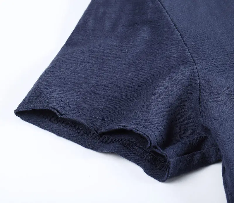 

Brand Quality 100% Cotton Men T-shirt V-neck Fashion Design Slim Fit Soild T-shirts Male Tops Tees Short Sleeve T Shirt For Men