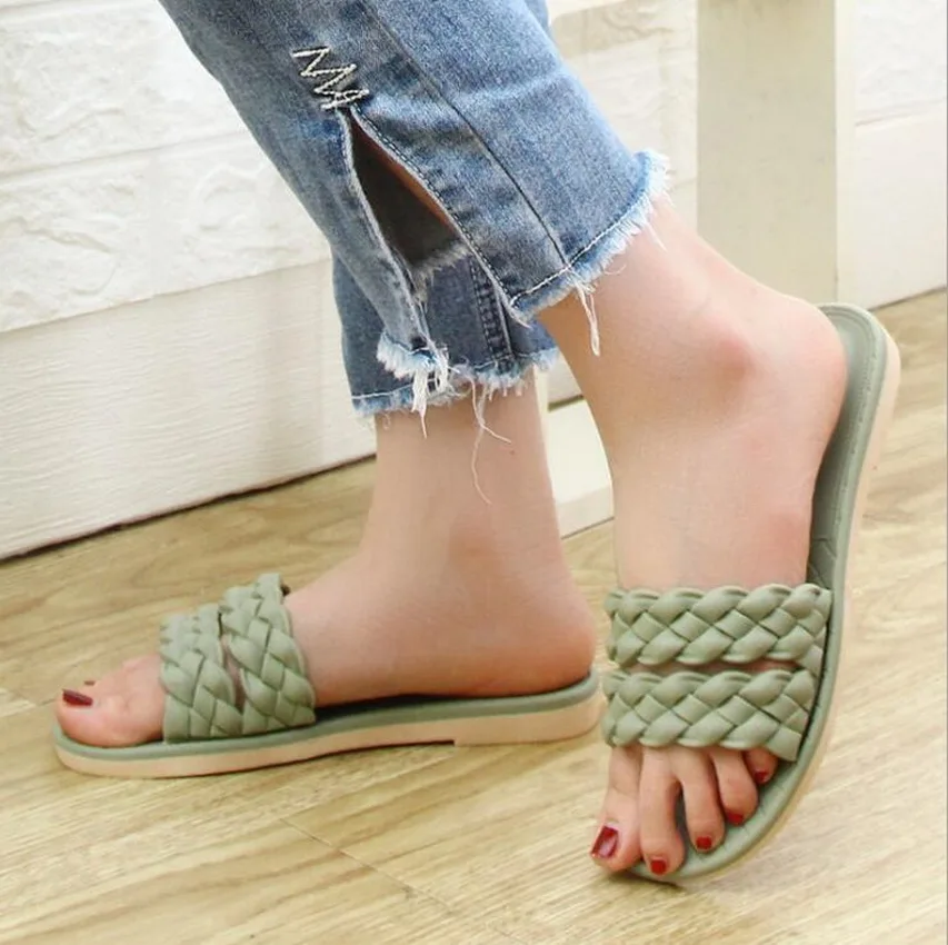 

Beautiful women's slippers summer trend fashion casual non-slip sandals