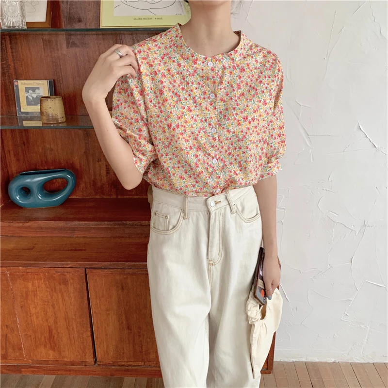

Hzirip 2020 New Summer Women Shirt Floral Round Neck Half Sleeve Elegant Sweet Tops Breasted Fresh All-Match Casual Girl Shirts