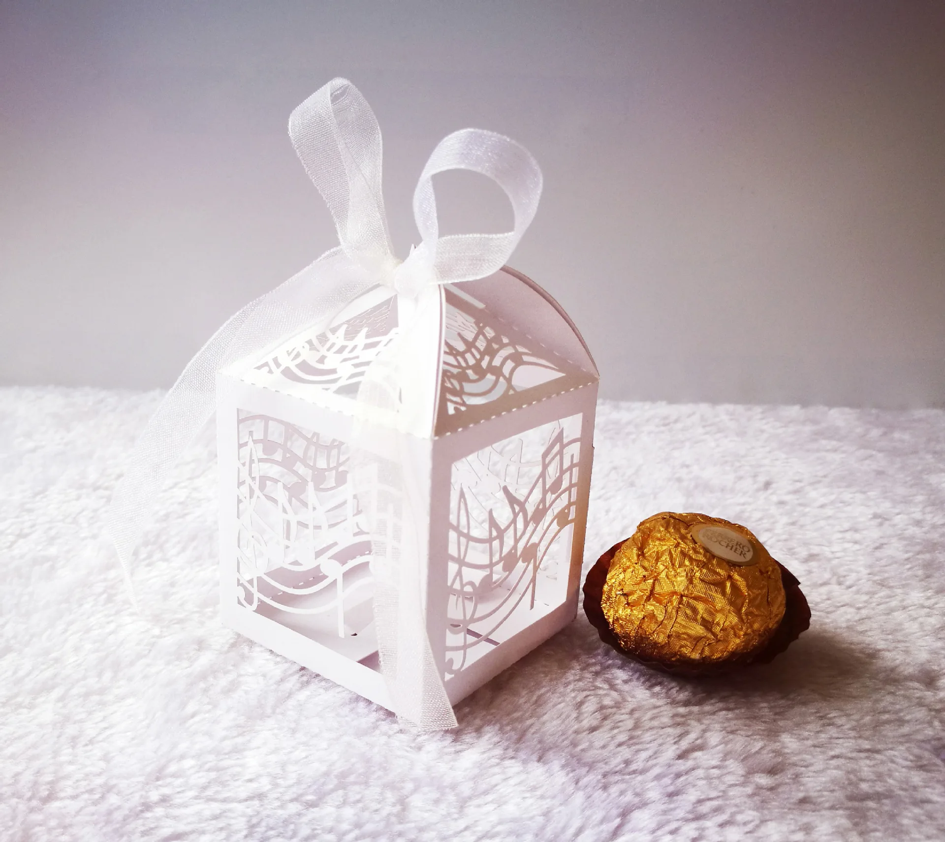 50 шт. полый резной музыкальные коробки для конфет Подарочная коробка детского