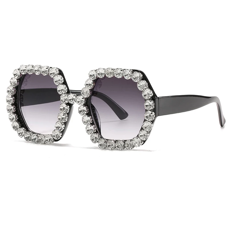 

Fashion Rhinestones Sunglasses Women New Diamond Sunglasses For Men Eyeglasses Vintage Gradient Eyewear UV400 oculos