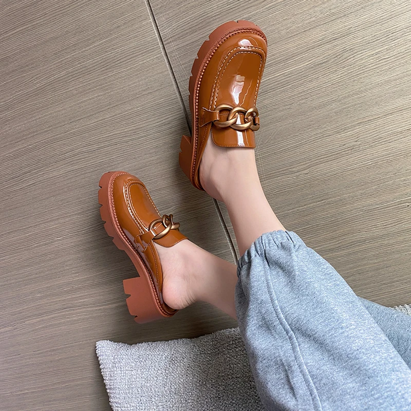

Punk Summer Female Slippers Genuine Leather thick High Heels Women Sandals 2021 Fashion Metal Decoration Party Shoes Woman