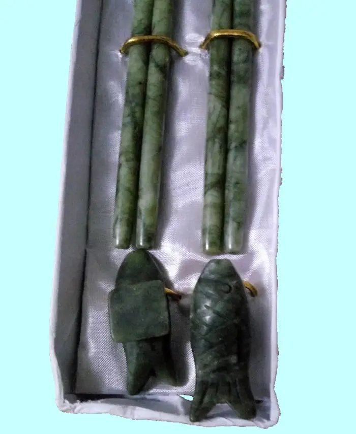 

Natural Lantian jade chopsticks