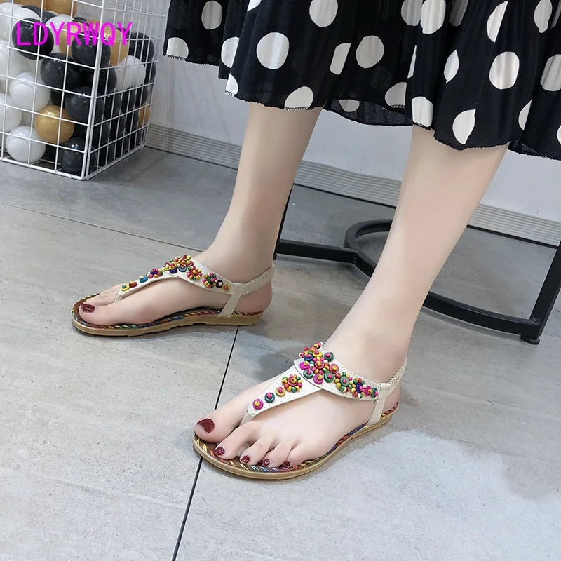 

LDYRWQY 2021 New Summer Japanese and Korean Flip-Flat Women's Beaded Beach Fashion Temperament Sandals