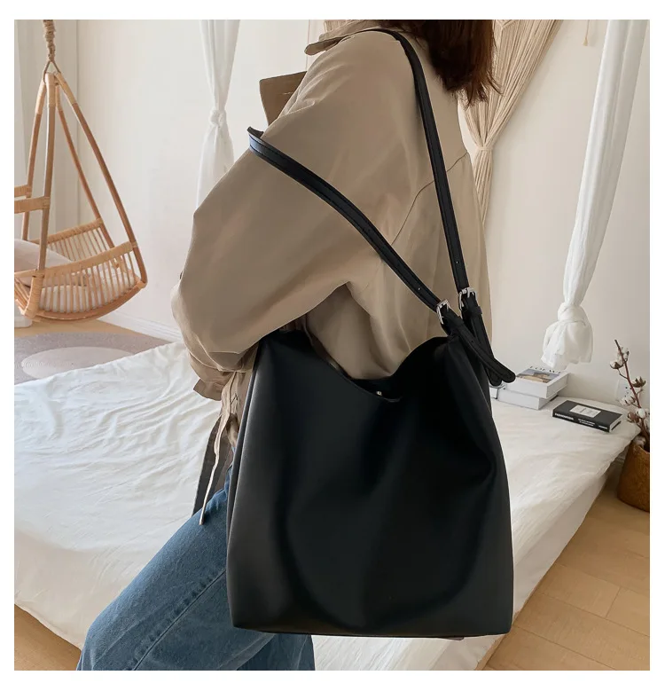 Autumn and winter HongKong style retro forest simple bucket bag Ins fashion large capacity student broadband single shoulder | Багаж и