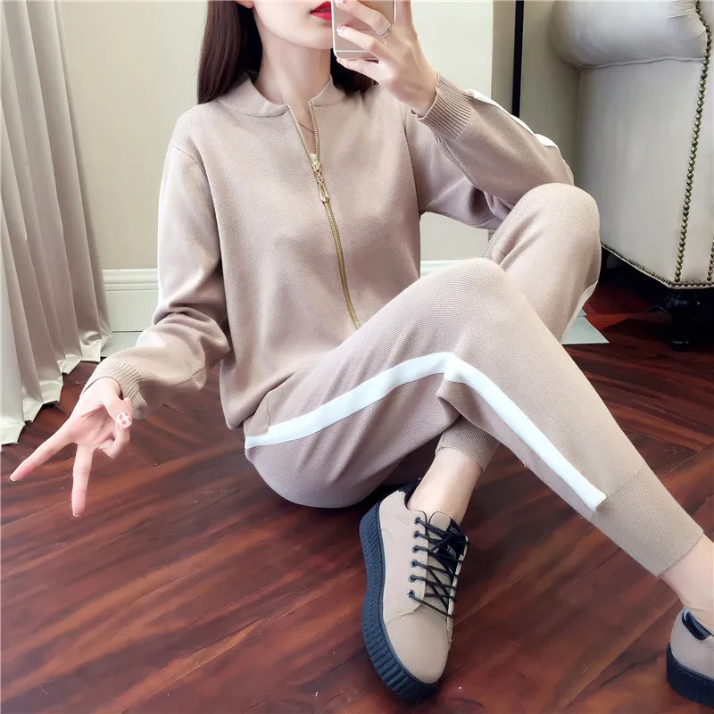 Спортивный костюм женский вязаный из двух предметов осень 2019 | Спорт и