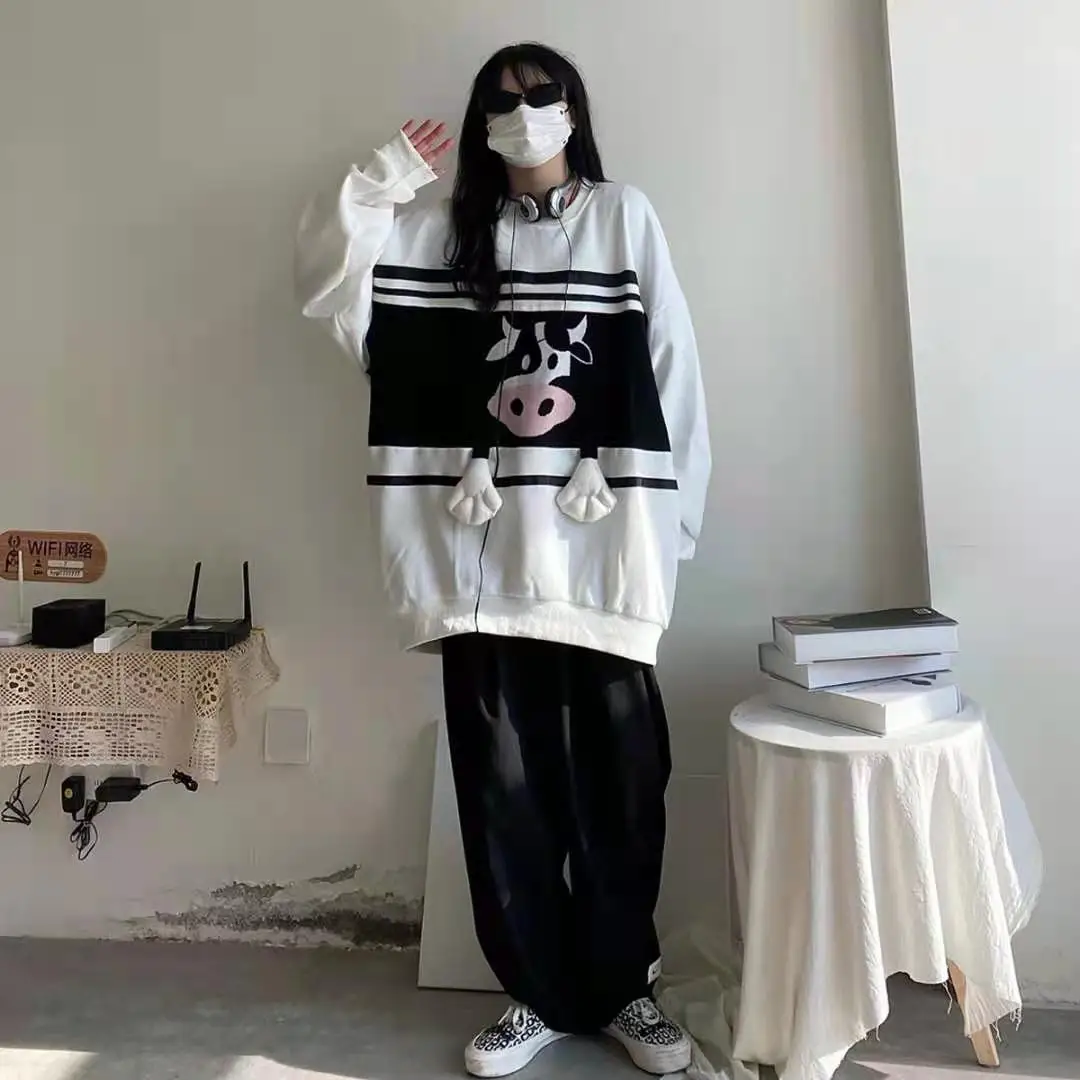 

Harajpoo Women Sweatshirt Spring Autumn Preppy Style Loose Round Neck Cow Printing Three-dimensional Cute Wild Loose Tops Tide