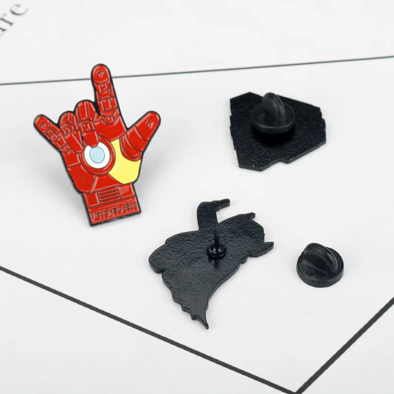 Металлическая брошь в виде героев мультфильма Marvel|Броши| |