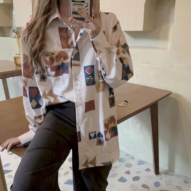 

Long-sleeved Shirt Women Blouses Autumn Long-sleeved Design Niche Loose Korean Blouse French Salt Hong Kong Style Printed Shirts