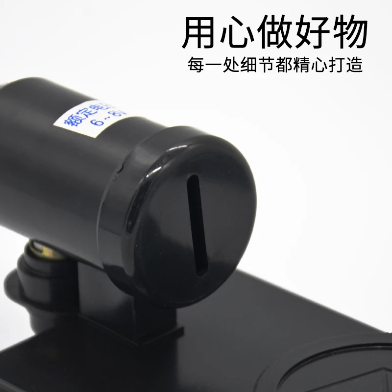 Белый светильник дисперсия и синтетический демонстратор физическое оптическое