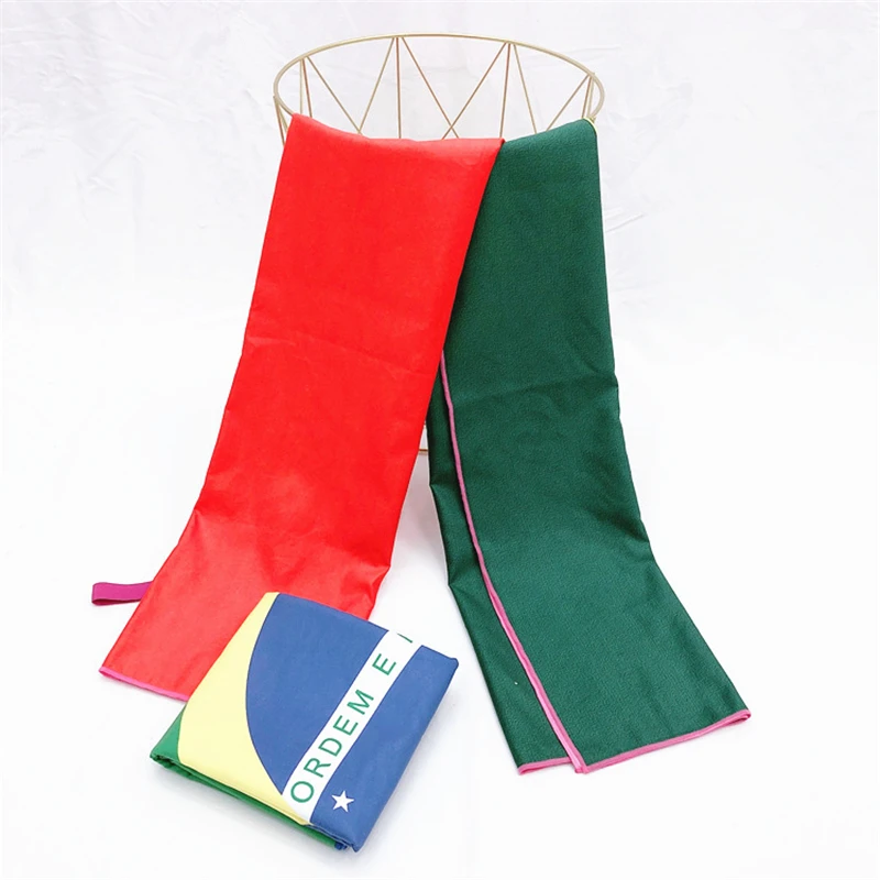 

Spanish Flag Printed Beach Towel Sports And Fitness Portable Quick-Drying Non-Stick Sand Beach Towel Suitable For Everyone