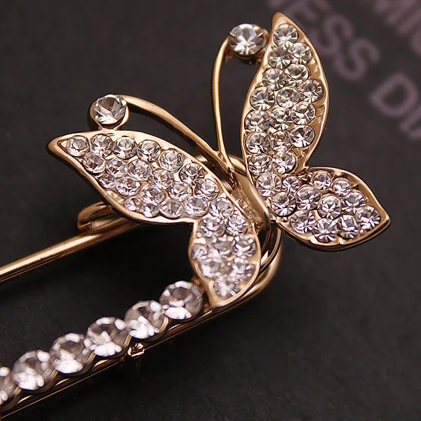 

Trendy Female Crystal Butterfly Brooch Dainty Gold Color Jewelry Brooches For Women Cute Zircon Stone Pin Dress Coat Accessory