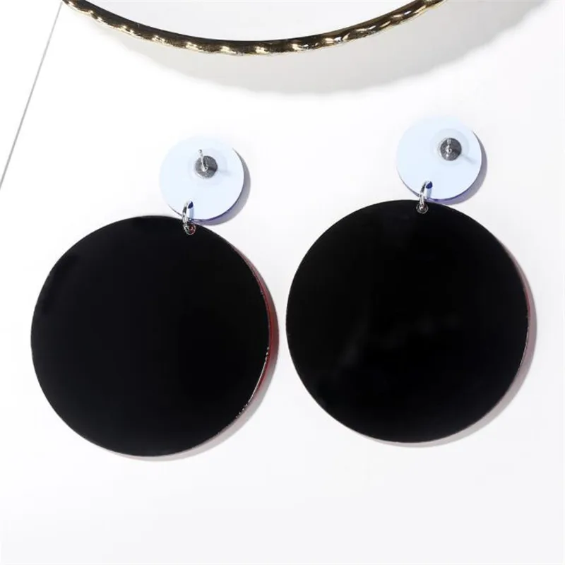 Акриловые сережки-гвоздики с подвеской в стиле фильма Капитан Америка для