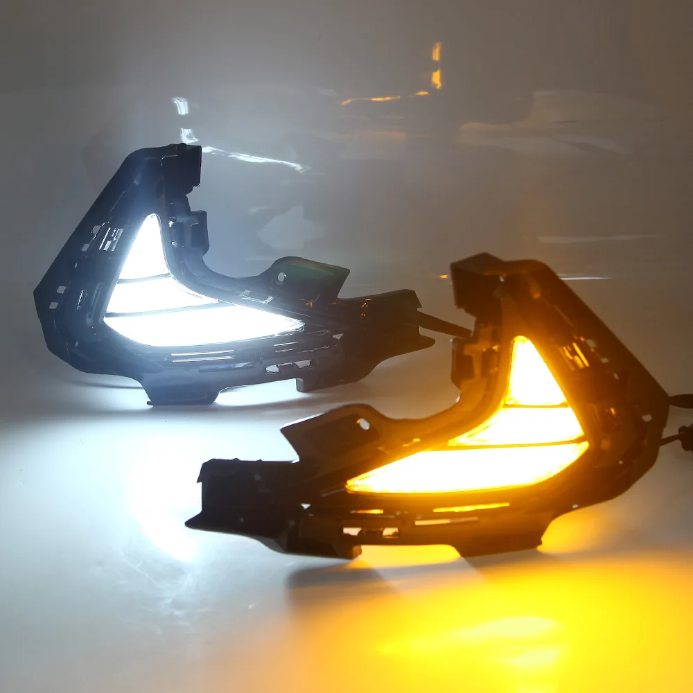 

eOsuns led drl daytime running light for hyundai Santana 2020 with Dynamic moving yellow turn signal