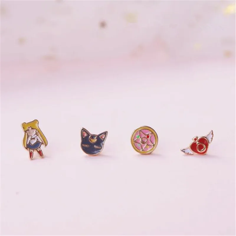 Серьги гвоздики в стиле аниме сейлор мун значок косплея луна крыло Tsukino Usagi зажим