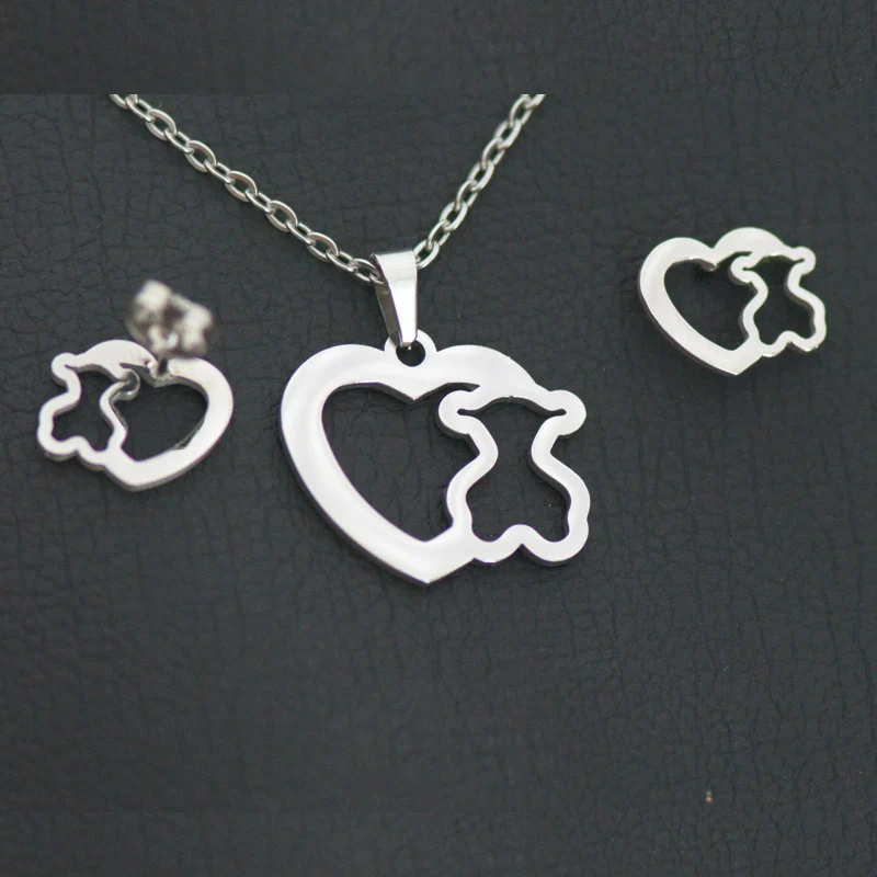 

Hollow Heart Bear Set For Women Stud Earring Pendant Necklace Anniversary Fashion Jewelry