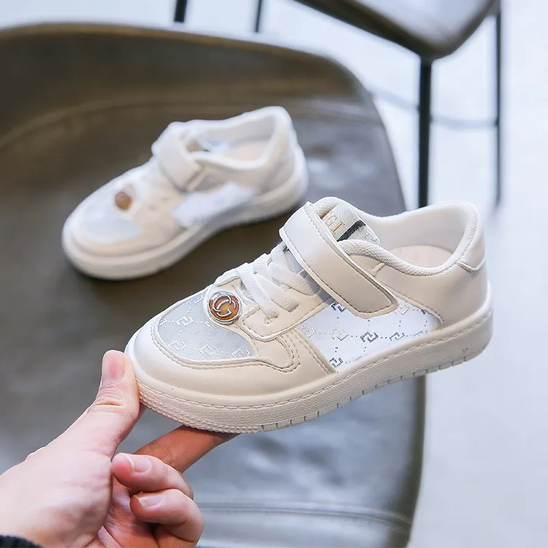 

Girls sneakers 2021 spring and autumn new mesh breathable children's coconut shoes summer girls soft-soled green shoes