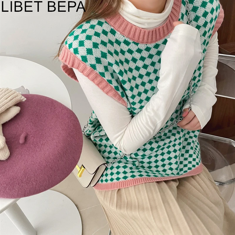 

New 2021 Autunm Winter Women Sweaters Sleeveless Vests Waistcoat Checkered Korean Knitted Oversized Vintage Lady Tops SWV1603JX