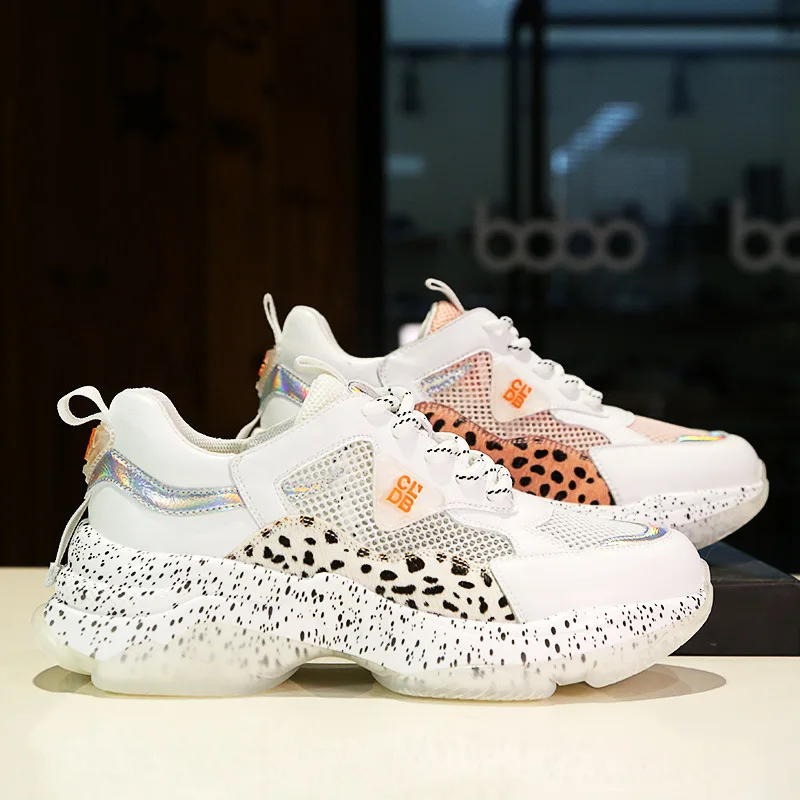 Женские кроссовки из натуральной кожи красовки модные повседневные дышащие с