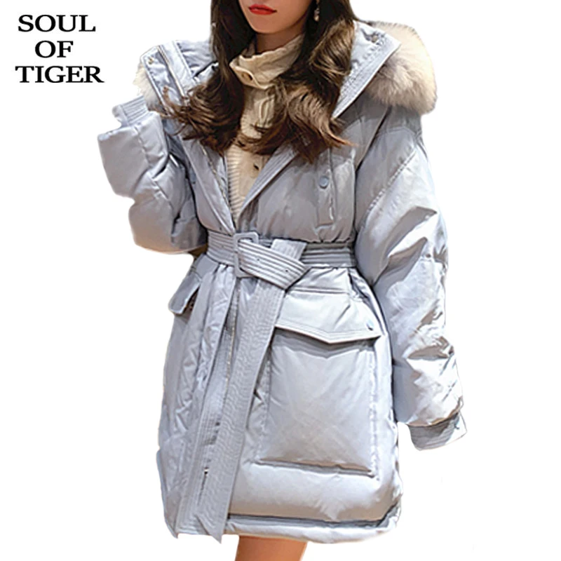 

SOUL OF TIGER 2021 Winter Korean Design Womens White Duck Down Padded Jacket Fur Hooded Casual Long Coat Pockets Ladies Parkas