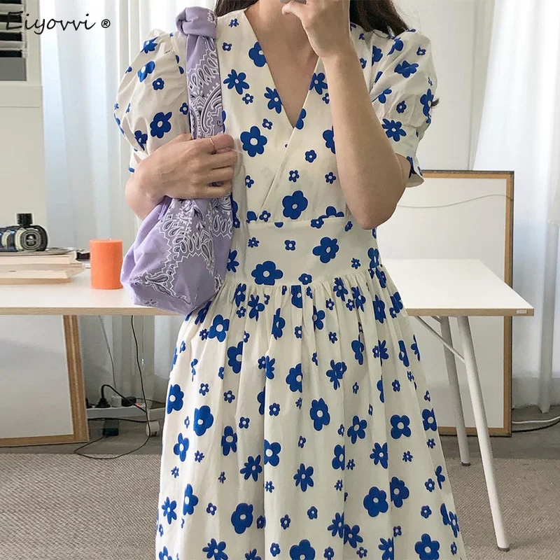 

Korean Chic Summer Dress Women Elegant V-neck Pleated High Waist Slim Daisy Bubble Sleeve Floral Long Dress Sweet Casual Dresses