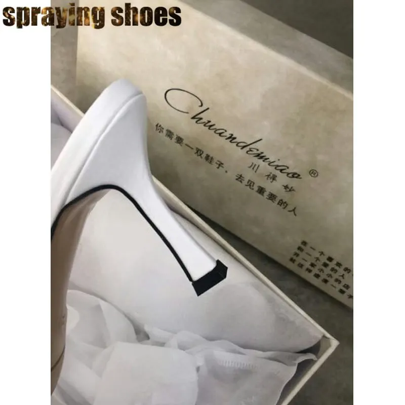 2019 Новые Дизайнерские летние сандалии женские белые кожаные шлепанцы с