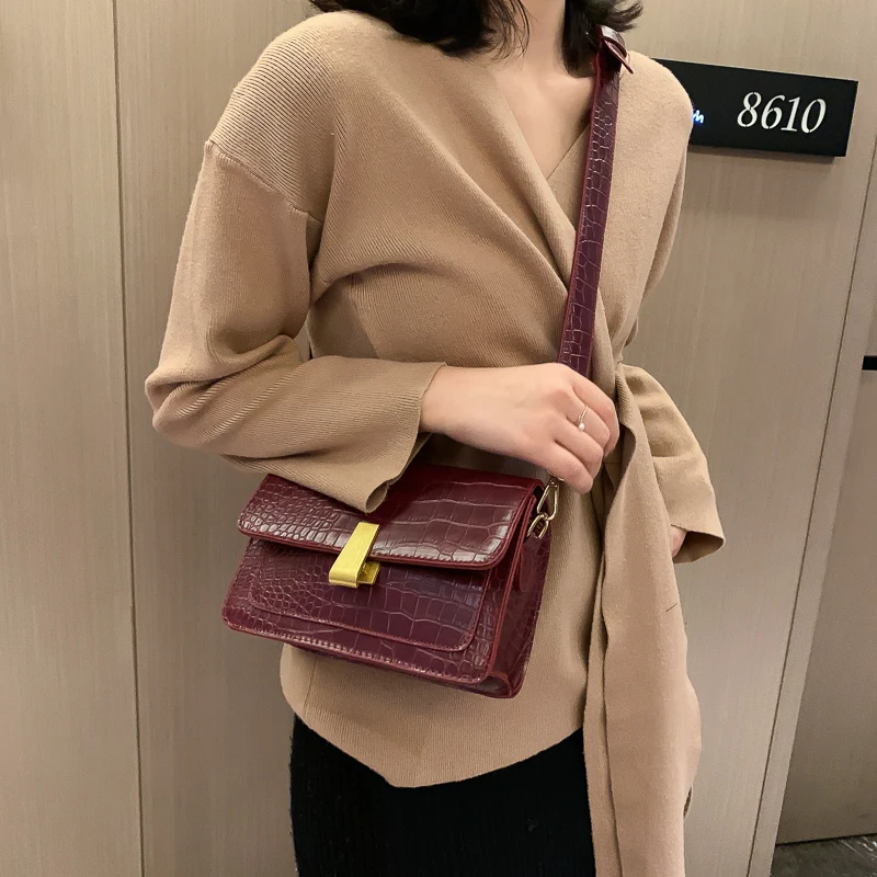 Крокодиловая сумка через плечо для женщин новинка 2020 женская маленькая