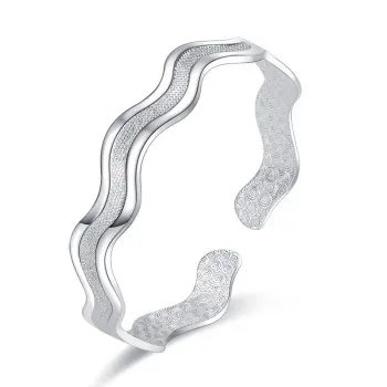 

Korean fashion personality double line interweaved water ripple Bracelet frosted Open women's bracelet manufacturer z95