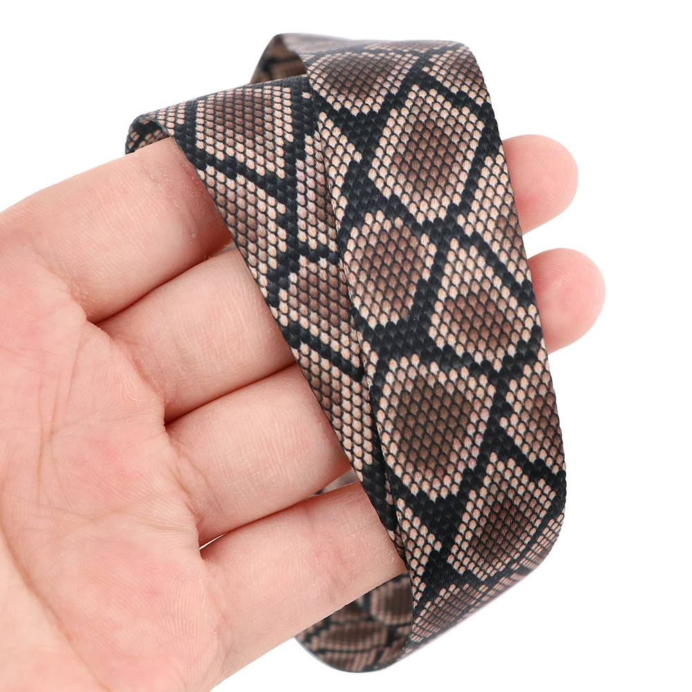 

24pcs/lot MD796 DMLSKY Snake Skin Style Lanyard keychains Badge ID Lanyard Phone Rope key Lanyard Neck Straps Accessories