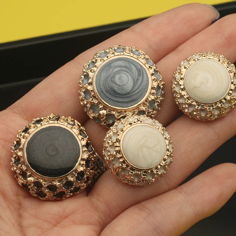 Пуговицы металлические золотистые для одежды корона жемчужный шар 3 шт. | Дом и