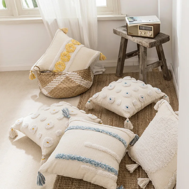 

Bohemian Style Chenille Tufted Pillow Indian Handmade Cotton Embroidered Four Corner Tassel Cushion Cover