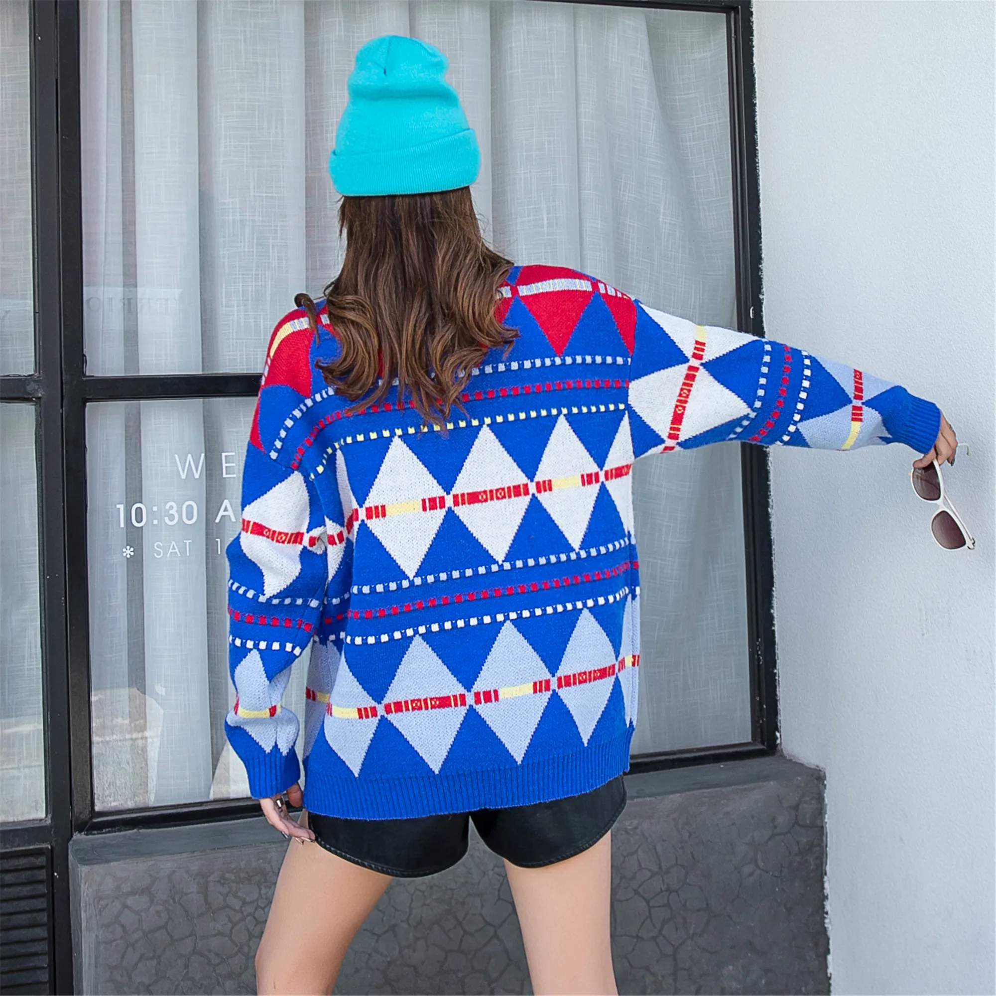 

Autumn and winter thickened mid-length diamond-shaped color-blocking heavy-duty sweater women's loose western style pullovers