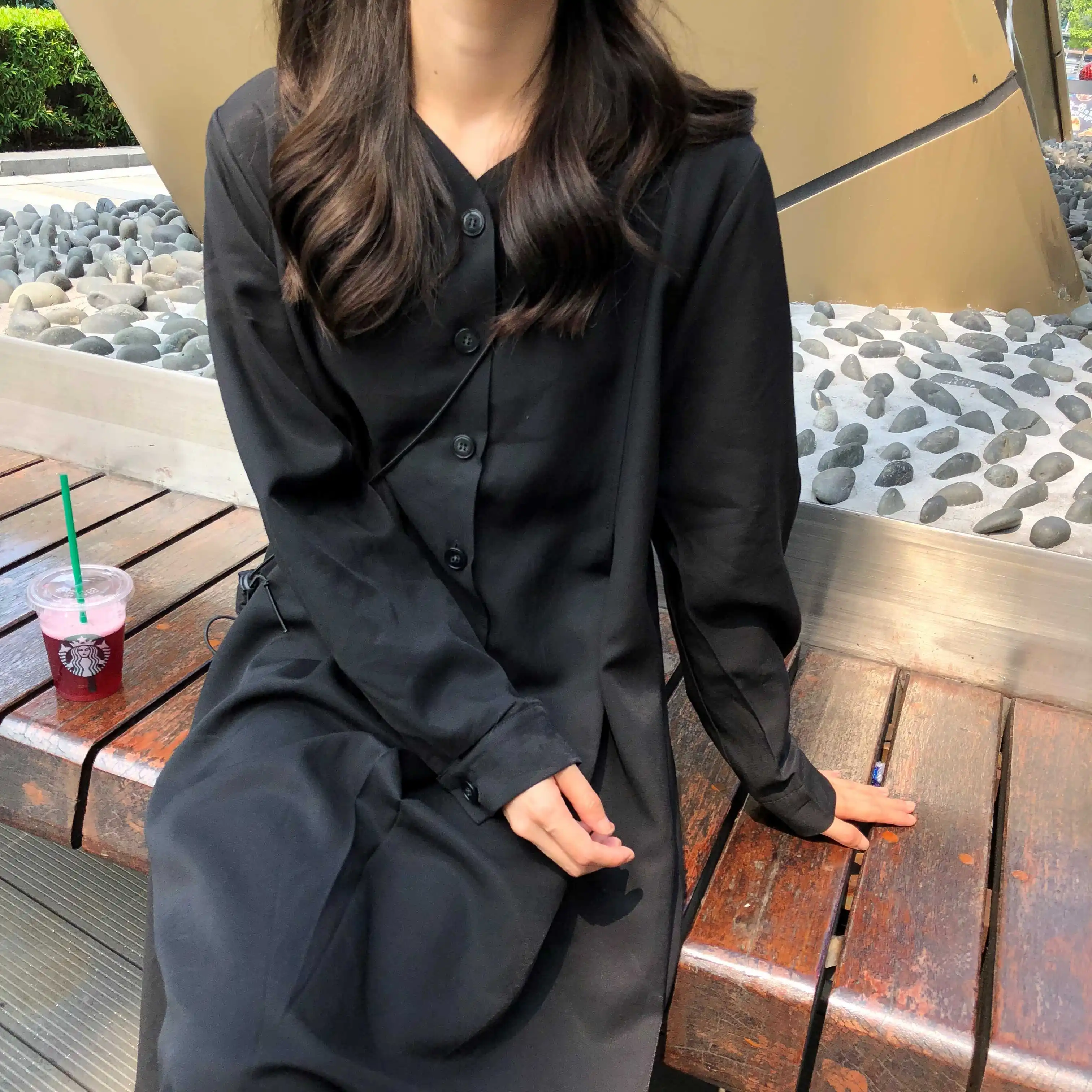 

COIGARSAM Vintage Loose Women dress V-Neck Dresses White Black 694