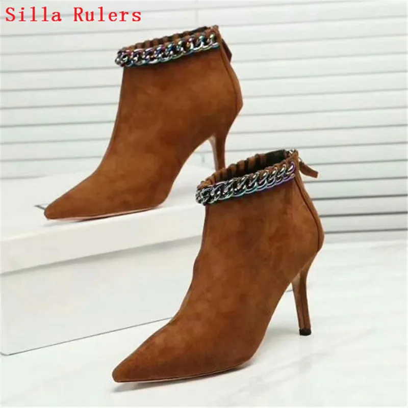 Классические Коричневые черные замшевые женские ботинки с цепочками ботильоны