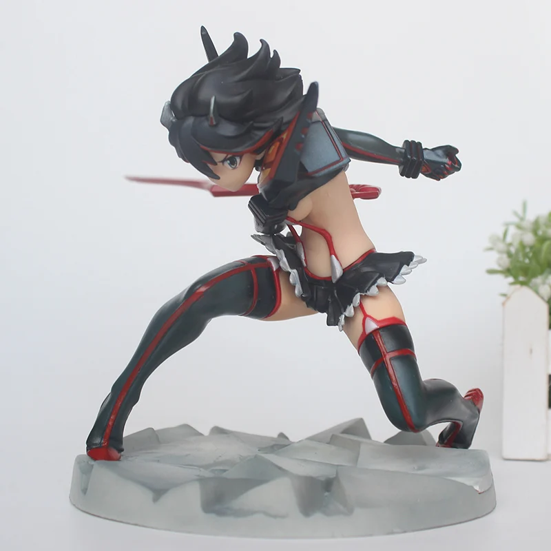 Японская аниме экшн фигурка KILL La Matoi Ryuuko Коллекционная модель из ПВХ боевые