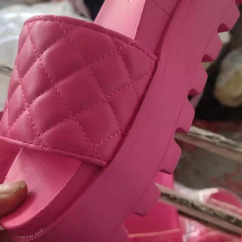 

Women Slippers 2021 Fashion Summer Thick Bottom Non-slip Comfort Outdoor Beach Female Slides 5cm Platform Ladies Shoes Plus Size