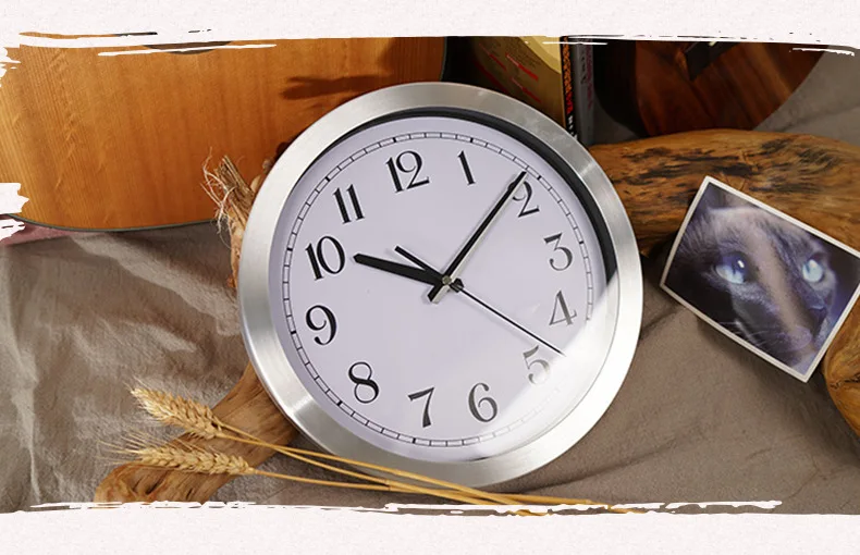 Настенные часы с алюминиевой рамой американская простая мода Бизнес Кварцевые 12