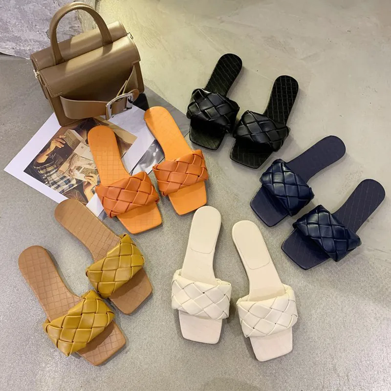 Сланцы женские на плоской подошве повседневные однотонные туфли из