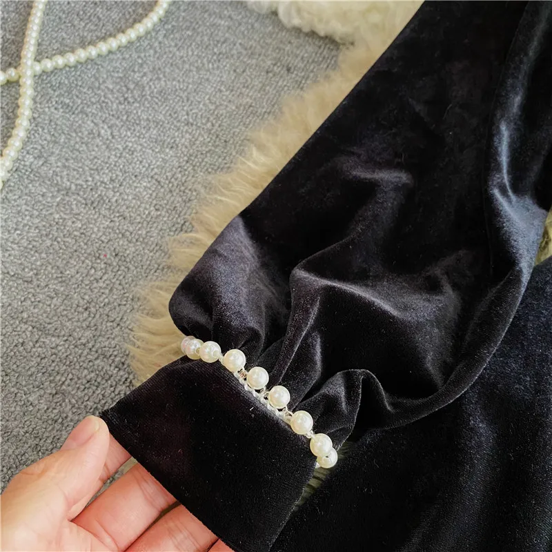 

Spring Autumn Black Velvet Party Midi Dress Women Elegant Square Collar Long Sleeve Lace Patchwork Vestidos Female 2021 Fashion