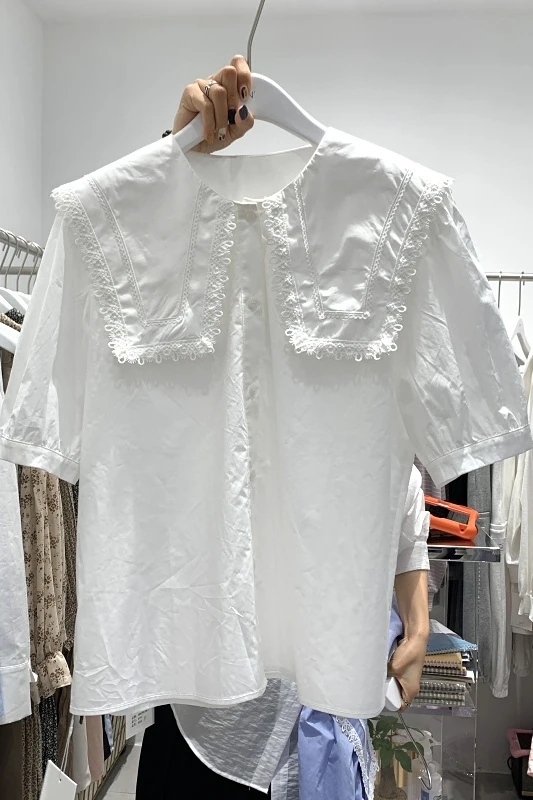 

2021 Spring Summer Solid Color Blouse French Royal Style Lace Edge Doll Collar Cute Sweet Short Sleeve Shirt Women Loose Tops