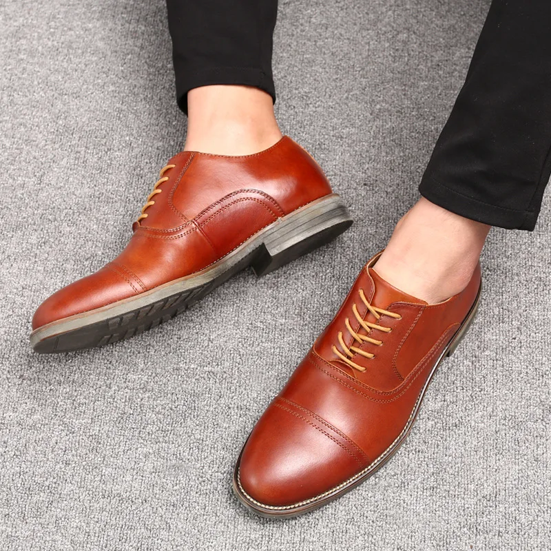 

High Quality Men Genuine Leather Oxford Shoes Pointed Toe Vintage Classic Black Men Brogues Dress Shoes
