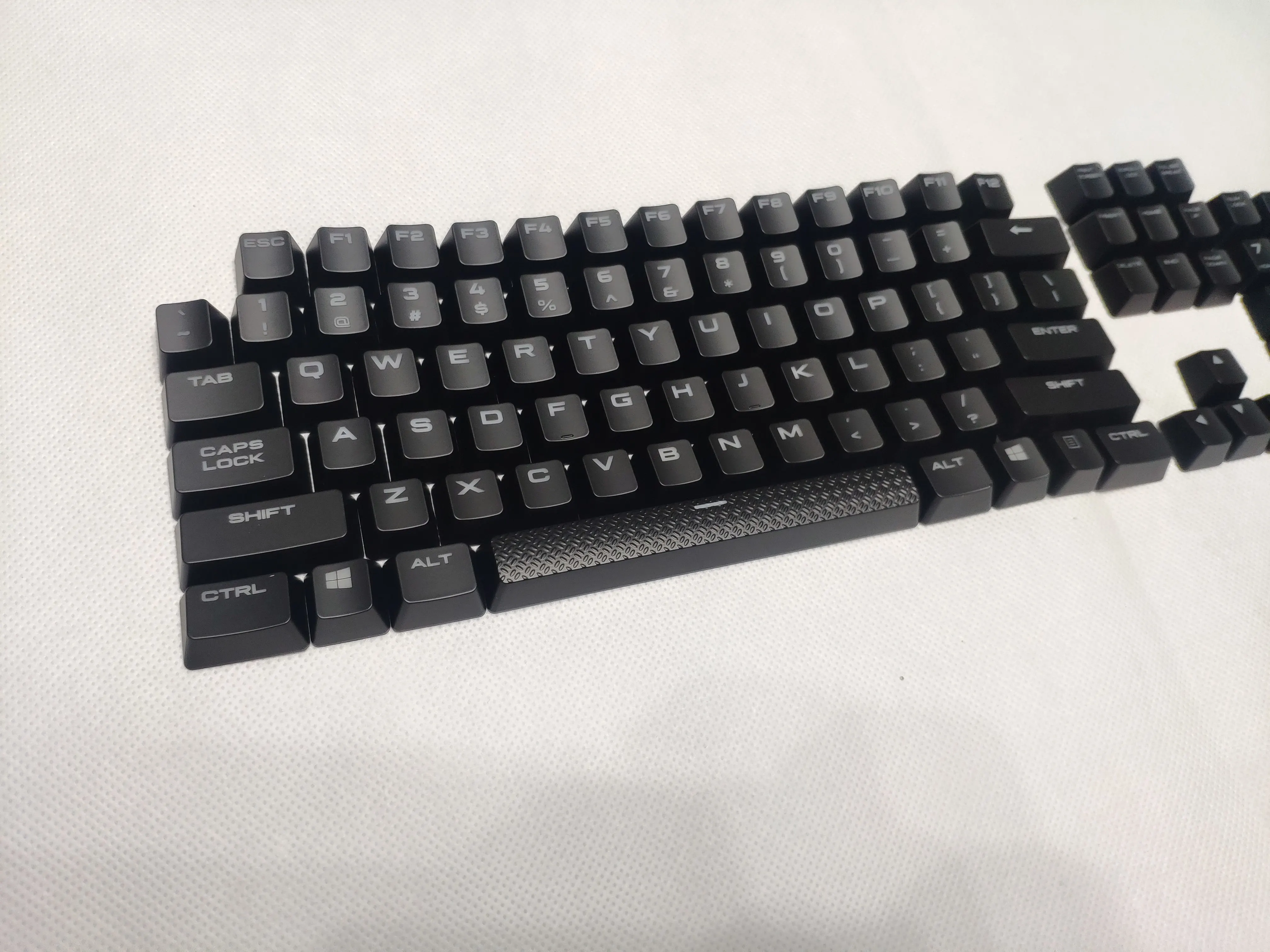 Оригинальные чехлы для клавиш для механической клавиатуры CORSAIR K70 LUX/K70 LUX RGB/K95 можно продать