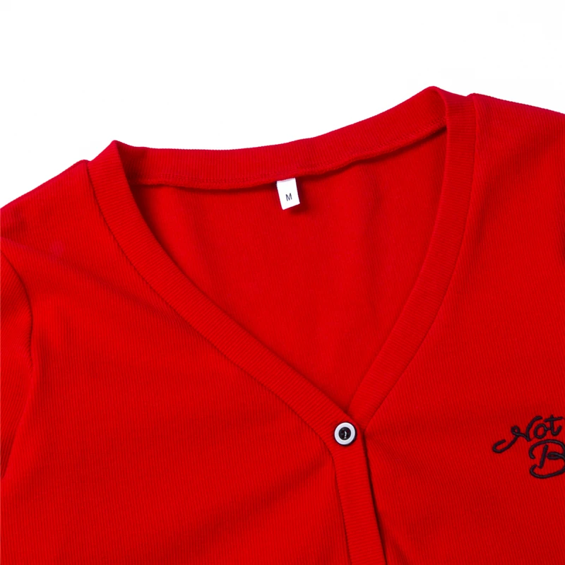 Женский вязаный кардиган с длинным рукавом на 3 пуговицах красный свитер