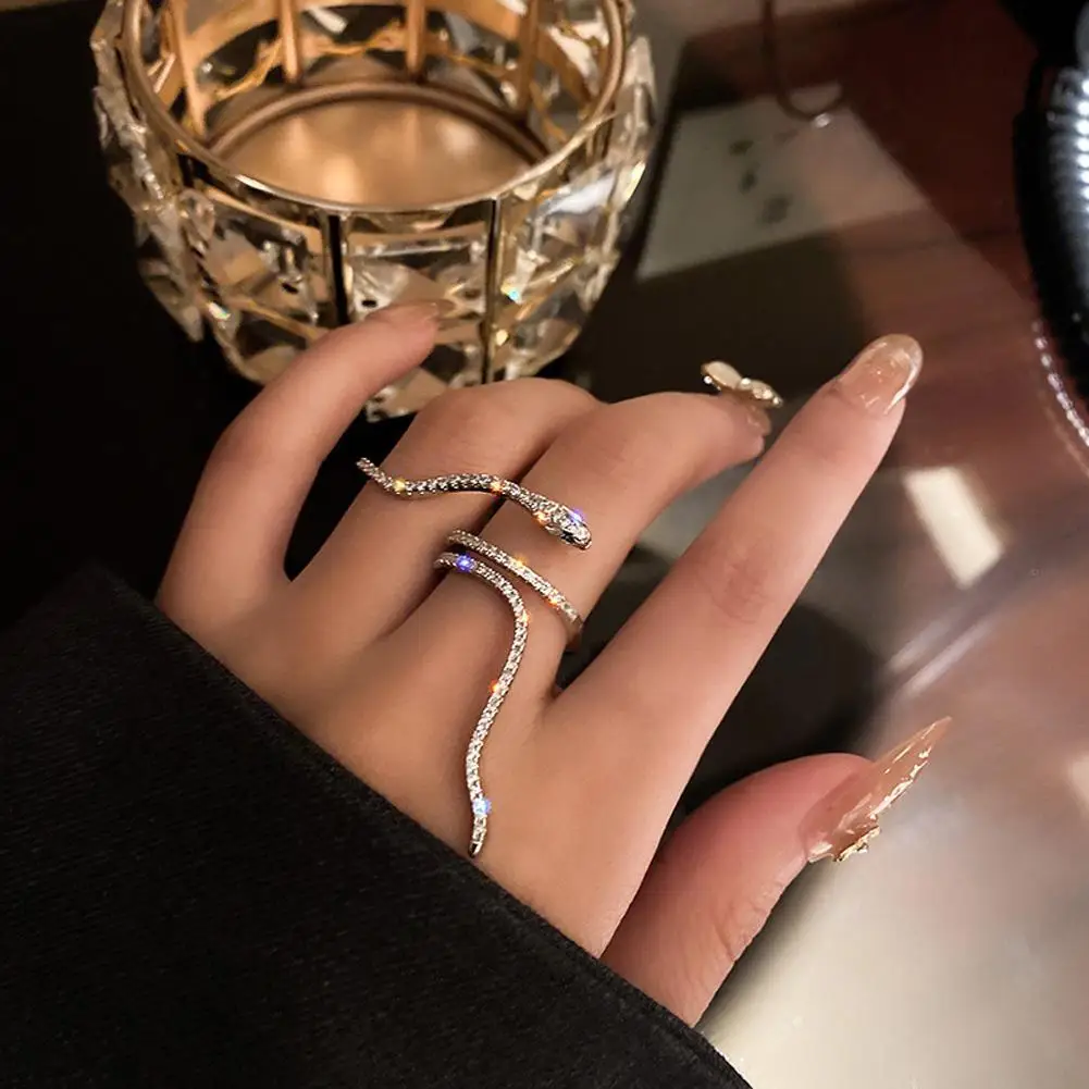

Vintage 3D Snake Shape Rings Gothic Animal Exaggerated Opening Adjustable Crystal Rings for Women Punk Party Jewelry