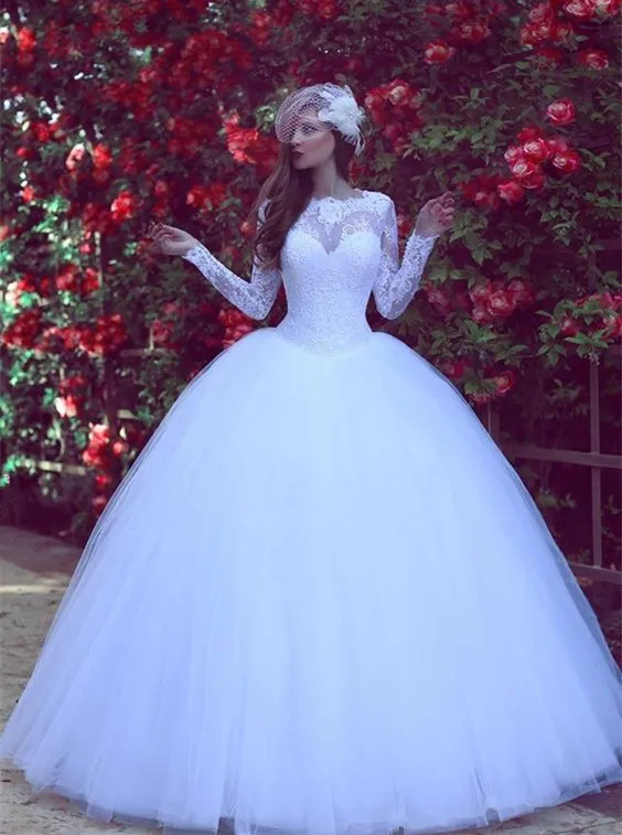 

Muslim Wedding Dresses Ball Gown Scoop Long Sleeves Lace Applique Puffy Dubai Arabic Wedding Gown Bridal Dress Vestido De Noiva