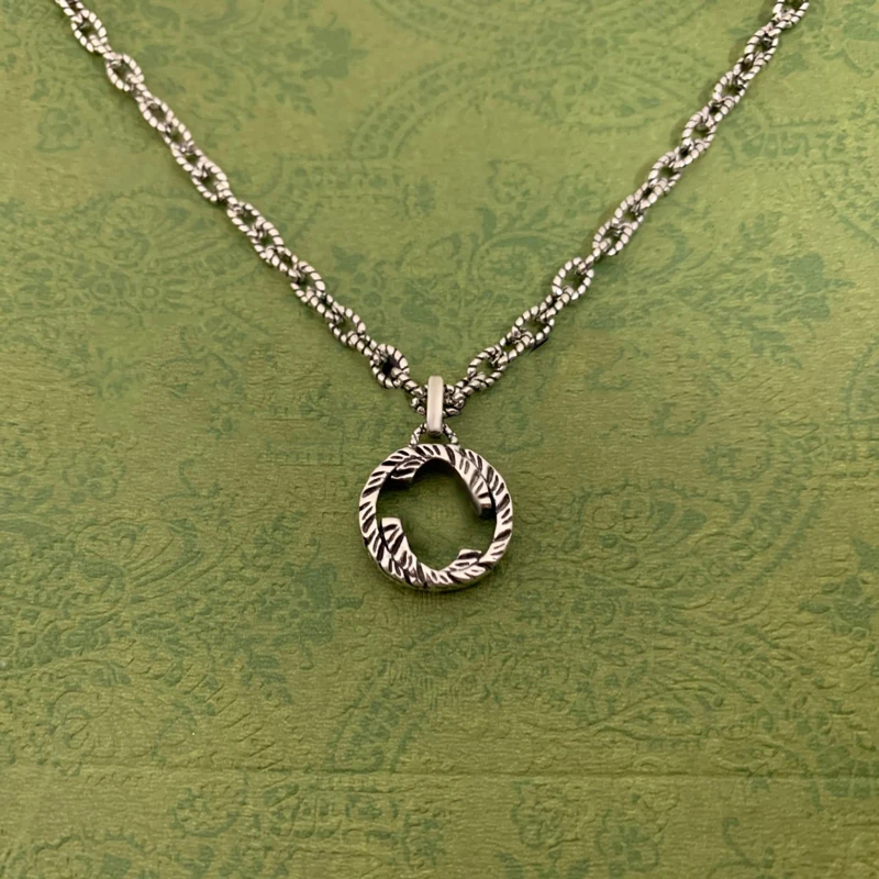 

Light luxury brand jewelry s925 sterling silver retro hip-hop party necklace men's and women's birthday party jewelry gift 1:1